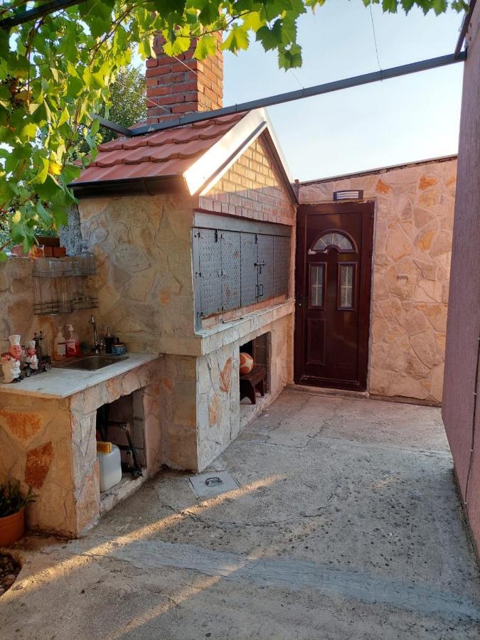 Green Oasis Kotor Exterior photo